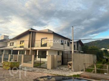 0b40b837 · Casa, 3 dormitórios, 133 m², em Santa Mônica