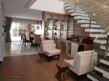51b73554c00f4a0e835344de548b5c476cb8b562 · Casa Mobiliada com 356 m², 3 Suítes, Piscina Aquecida e 5 Vagas na Vila Carrão
