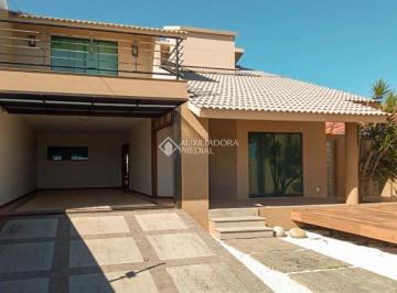 Casa · 300m² · 3 Quartos · 2 Vagas · Auxiliadora Predial aluga Linda casa no bairro Balneário, Florianópolis.