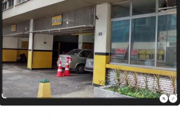 Comercial , Rio de Janeiro · VENDO BOX DE GARAGEM EM COPABABANA.