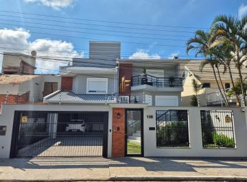 Casa · 316m² · 4 Quartos · 2 Vagas · Casa de Alto Padrão no Bairro Recife – Sofisticação, conforto e exclusividade em Tubarão/SC