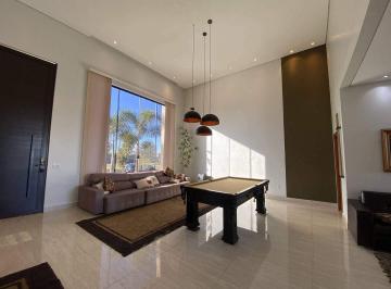 Casa · 300m² · 4 Quartos · 3 Vagas · Casa à Venda no Condomínio Marinas di Caldas, em Caldas Novas/Go