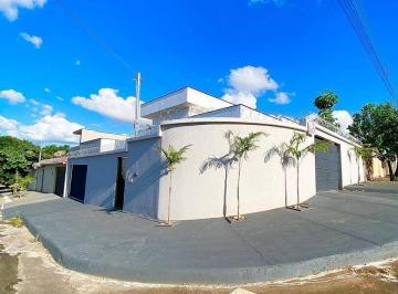 Casa · 120m² · 3 Quartos · 1 Vaga · Casa de Esquina à Venda no Estância Itaguaí, Caldas Novas - GO