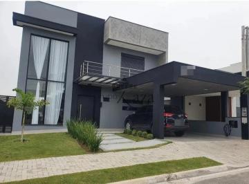 Casa · 250m² · 4 Quartos · 2 Vagas · Oportunidade - Casa - Condomínio Reserva Aruanã - 4 Dormitórios - 244m².