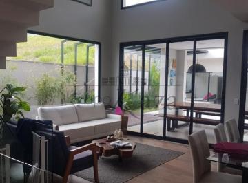 Casa · 500m² · 4 Quartos · 4 Vagas · Casa Condomínio em São José dos Campos