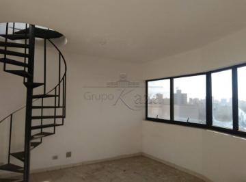 Sala Ampla · Apartamento Cobertura Duplex em São José dos Campos