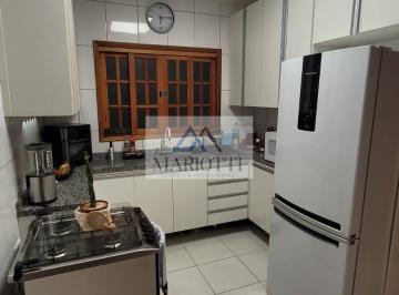 Casa · 150m² · 2 Quartos · 1 Vaga · Casa à Venda com 2 Dormitórios e Churrasqueira | Chácaras Brasil – Atibaia/SP