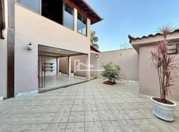 Casa · 400m² · 4 Quartos · Casa à venda - em Letícia