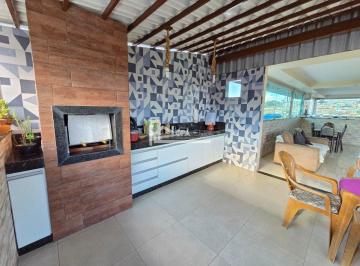 Casa · 247m² · 4 Quartos · Casa à venda - no Jardim Laguna