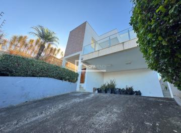 Casa · 360m² · 4 Quartos · Casa à venda - em Trevo