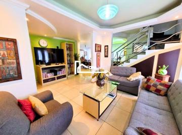 Casa · 480m² · 5 Quartos · Casa à venda - em Santa Terezinha