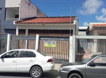 Comercial de 5 quartos, Aracaju · Vendo excelente casa comercial para Clinicas
