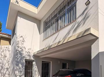 Casa de 4 quartos, Guararema · Casa com 4 quartos à venda, 229 m² por R$ - Bairro Centro