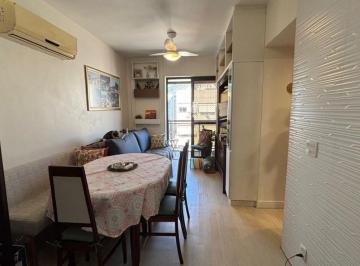 Apartamento de 3 quartos, Rio de Janeiro · Apto aluguel Reformado em Botafogo: 2 Quartos (1 Suíte) + Dependência Revertida