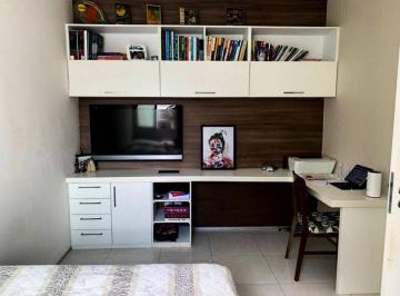 Casa de 3 quartos, São Paulo · Sobrado à venda em Cidade Ademar recém reformado bem localizado