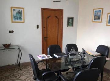 Comercial · 70m² · 4 Quartos · Casa comercial na Rua Pires de Campos, 375 • 70 m²