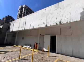 Comercial · 694m² · 5 Vagas · Loja na Alameda dos Jurupis, 1585 • 694 m²