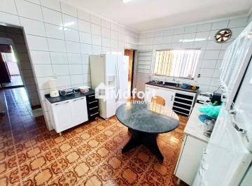 Casa · 160m² · 2 Quartos · 5 Vagas · Casa para venda em Vila Jundiaí de 160.00m² com 2 Quartos, 1 Suite e 5 Garagens