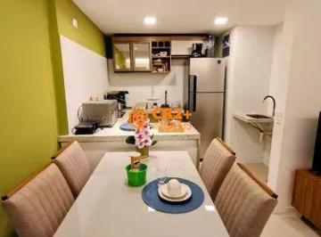 Apartamento · 53m² · 2 Quartos · Apartamento reformado 53m², excelente para morar ou locar por temporada