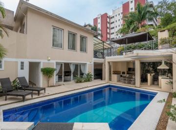 3eaf577b-61d0-4e2e-adb3-2634ca04bcae · Confortável casa para venda em Real Parque com 4 quartos, sendo 3 suítes, 433m²