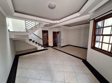 Casa · 198m² · 5 Quartos · 2 Vagas · Casa ampla para Locação com 5 quartos e área gourmet no São Marcos