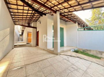 Casa · 180m² · 3 Quartos · Casa à venda - em Vila Santa Mônica