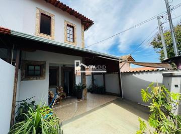 Casa · 180m² · 3 Quartos · Casa à venda - em Santa Amélia