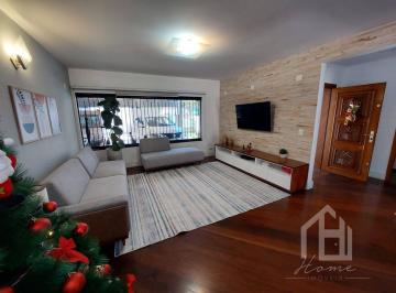 Casa · 255m² · 3 Quartos · 5 Vagas · Sobrado à venda com 255 m². Bairro Assunção. São Bernardo do Campo.