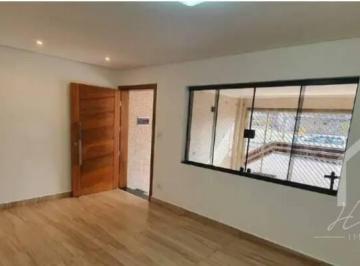 Casa · 202m² · 3 Quartos · 2 Vagas · Sobrado à venda com 202m² - Rudge Ramos. São Bernardo do Campo.