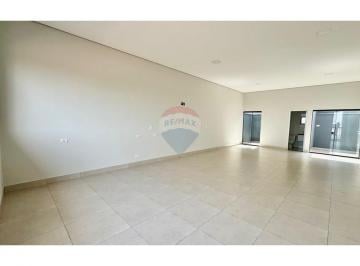 Comercial · 63m² · Sala Comercial para alugar em Jardim Dona Regina de 63.00m²