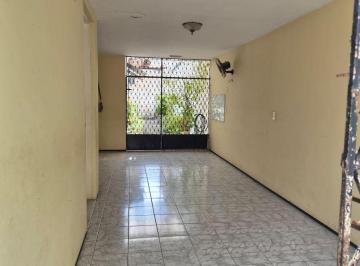 Casa de 3 quartos, Fortaleza · Excelente Casa Comercial 324m2 no Bairro Joaquim Távora.