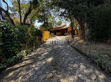 Casa · 230m² · 3 Quartos · 8 Vagas · Casa Padrão bairro Braunas