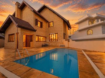 Casa · 335m² · 4 Quartos · 6 Vagas · Apartamento com 335 m², 4 quartos sendo 2 suítes à