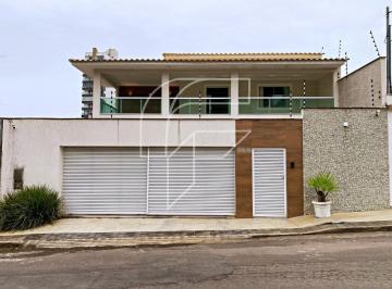 Foto 01 · Casa de alto padrão, 04 quartos, Lazer completo, Porcelanato e Mármore, em São Judas Tadeu, 400m2 -