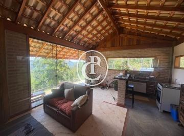 Rural · 20000m² · 2 Quartos · 5 Vagas · Chalé nas montanhas