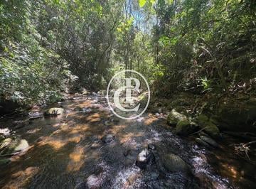 Rural · 48m² · 10 Vagas · Terreno com cachoeira