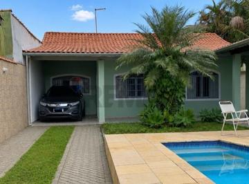 Casa · 360m² · 3 Quartos · 4 Vagas · "Seu Refúgio Perfeito em Itanhaém, bairro Grandesp, com 3 quartos, piscina, churrasqueira e amplo es