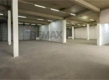 Comercial · 800m² · 6 Vagas · Galpão Reformado para Locação na Lapa, SP
