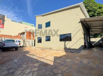 Casa · 350m² · 6 Quartos · 6 Vagas · Sobrado - Rua 4A - 6 quartos - 1 escritório - Lote de 460m²