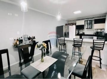 Casa · 136m² · 3 Quartos · 2 Vagas · **Sobrado à venda com 3 quartos em condomínio fechado no Jardim Rio das Pedras – Cotia**
