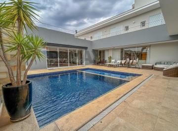 Casa · 680m² · 6 Quartos · 9 Vagas · Casa à Venda com 6 Suítes, Piscina Aquecida, Elevador e 9 Vagas de Garagem - Condomínio Lago da bar