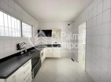 Casa · 85m² · 4 Quartos · 5 Vagas · Casa à venda com 4 quartos e 5 vagas no Butantã, São Paulo.