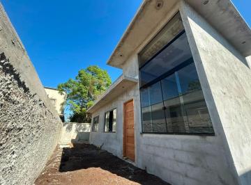 Casa · 60m² · 2 Quartos · 1 Vaga · Casa à venda em Reduto da Paz, Rio das Ostras | 2 quartos
