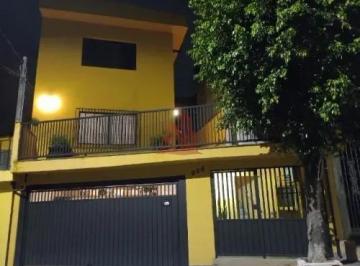 Casa · 210m² · 4 Quartos · 2 Vagas · Casa à Venda em Osasco com 4 Quartos e 210 m²