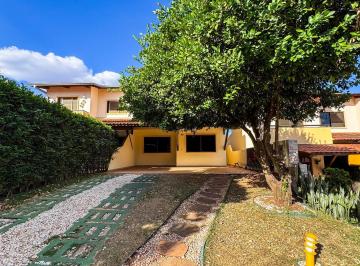 Imagem 1 · Sobrado para Locação no Condomínio Prive dos Girassóis — Jardim Vitória | 3 Quartos, 1 Suíte | 105m²