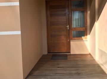 img0 · Casa com 2 Quarto(s) e 1 banheiro(s) para Alugar, 80 m² por R$ 1560 / Mês