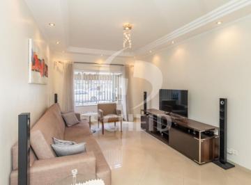 Casa · 140m² · 3 Quartos · 2 Vagas · Sobrado á Venda no Jardim Santa Cruz com 140m², 3 quartos sendo 1 suíte, 2 vagas.