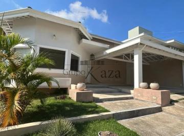 Casa · 360m² · 3 Quartos · 4 Vagas · Oportunidade - Casa em Condomínio - Vila Zezé - Jacareí - Residencial Jardim Coleginho - 3 Dormitóri