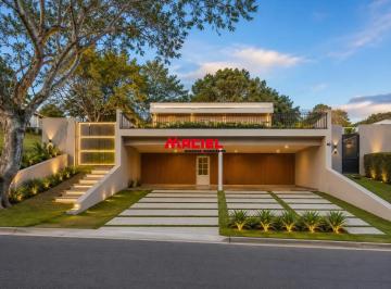 Casa · 320m² · 6 Quartos · 4 Vagas · Casa Térrea à Venda no Condomínio Santa Bárbara Jambeiro/SP