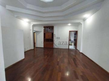 Comercial · 104m² · Oportunidade - Casa Comercial - Jardim Esplanada - 3 Salas - 104m².